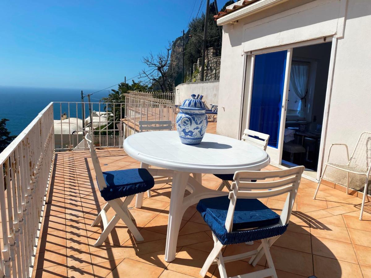 Regina Di Capri - Suite Vista Faraglioni Exterior foto