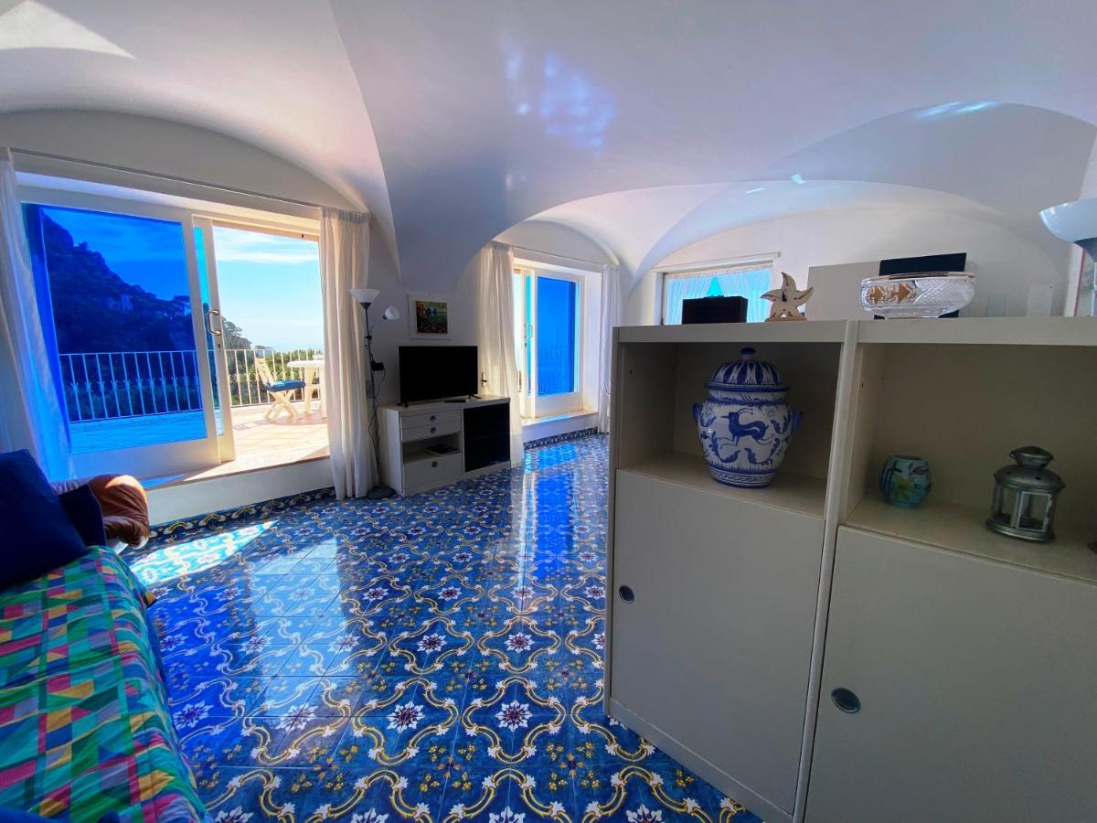 Regina Di Capri - Suite Vista Faraglioni Exterior foto
