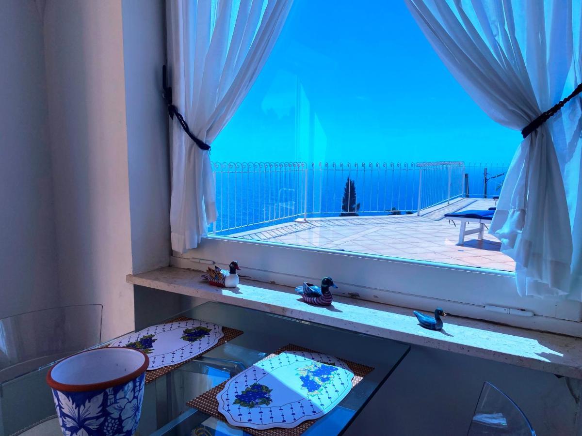 Regina Di Capri - Suite Vista Faraglioni Exterior foto