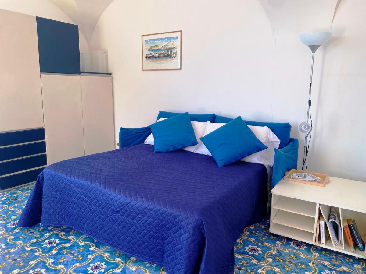 Regina Di Capri - Suite Vista Faraglioni Exterior foto