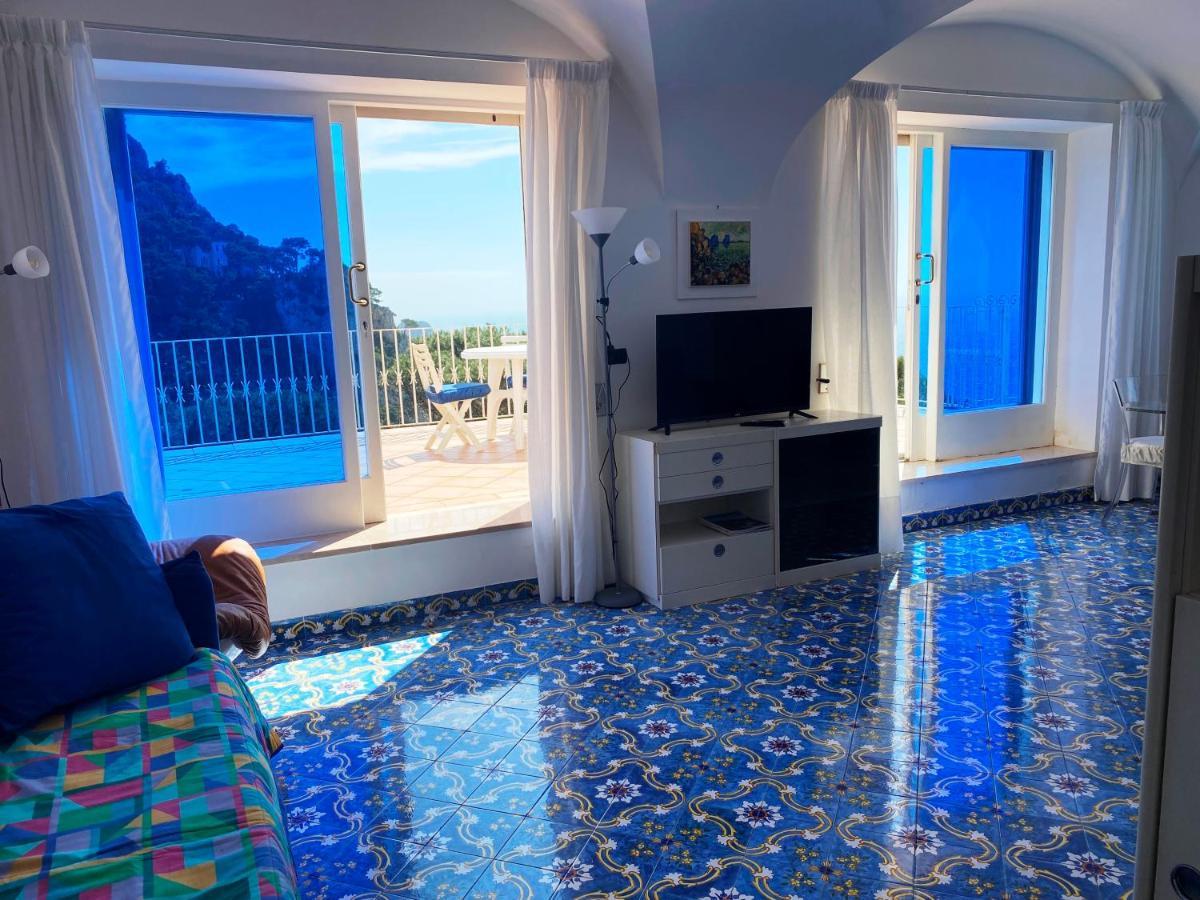 Regina Di Capri - Suite Vista Faraglioni Exterior foto