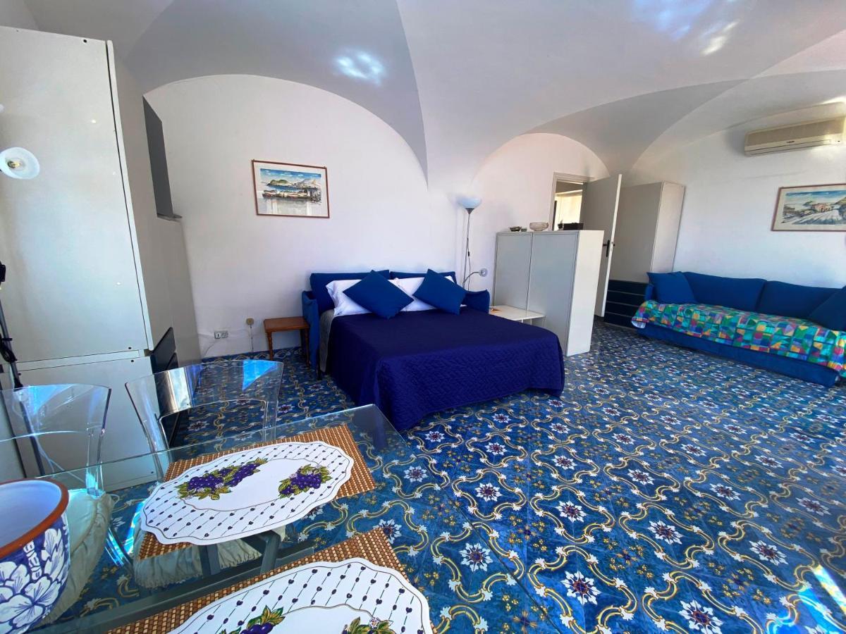 Regina Di Capri - Suite Vista Faraglioni Exterior foto