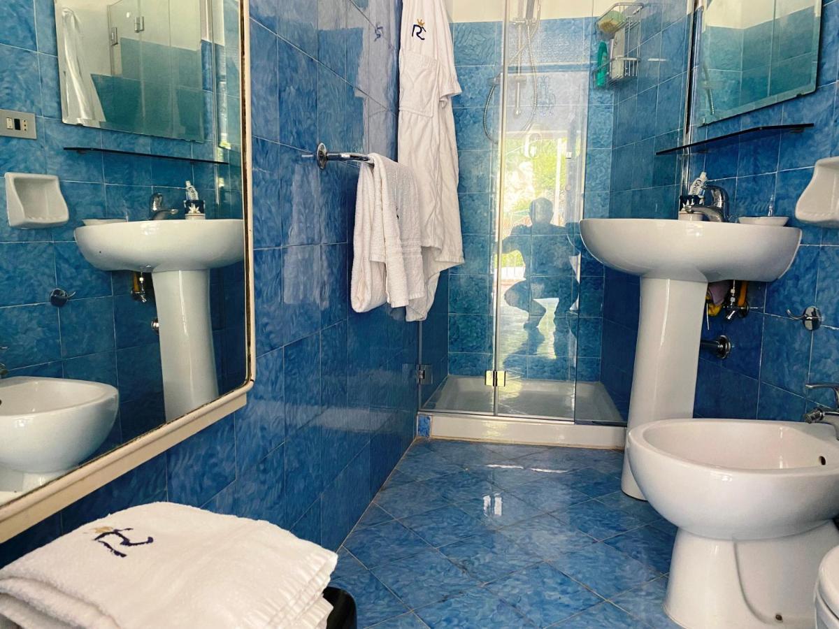 Regina Di Capri - Suite Vista Faraglioni Exterior foto