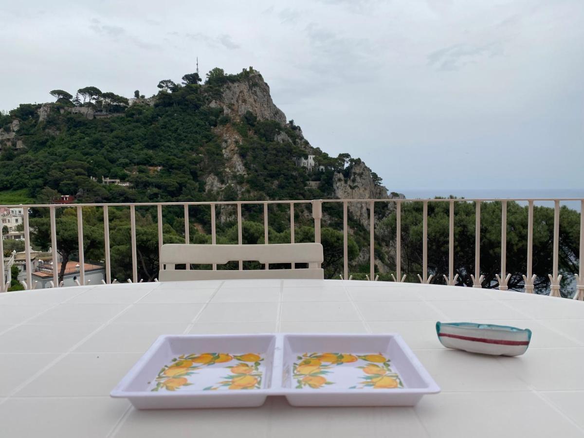 Regina Di Capri - Suite Vista Faraglioni Exterior foto