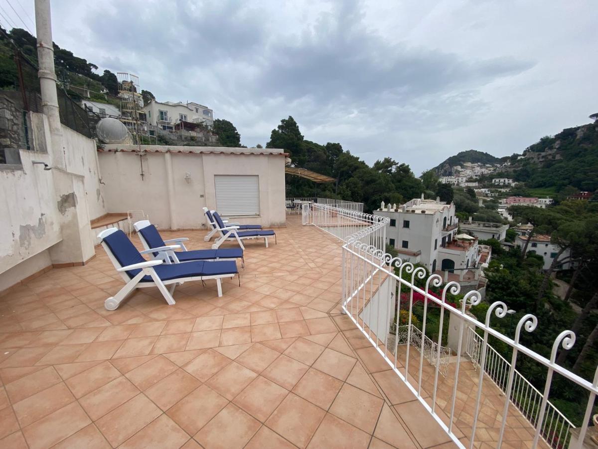 Regina Di Capri - Suite Vista Faraglioni Exterior foto
