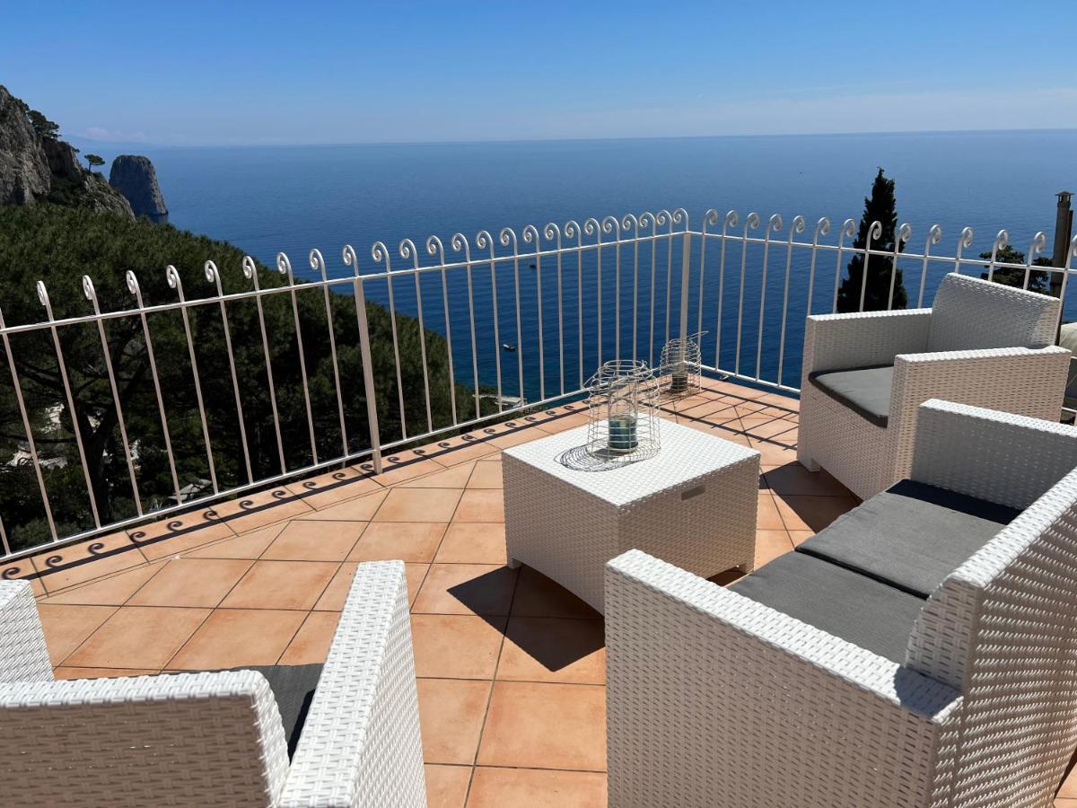 Regina Di Capri - Suite Vista Faraglioni Exterior foto